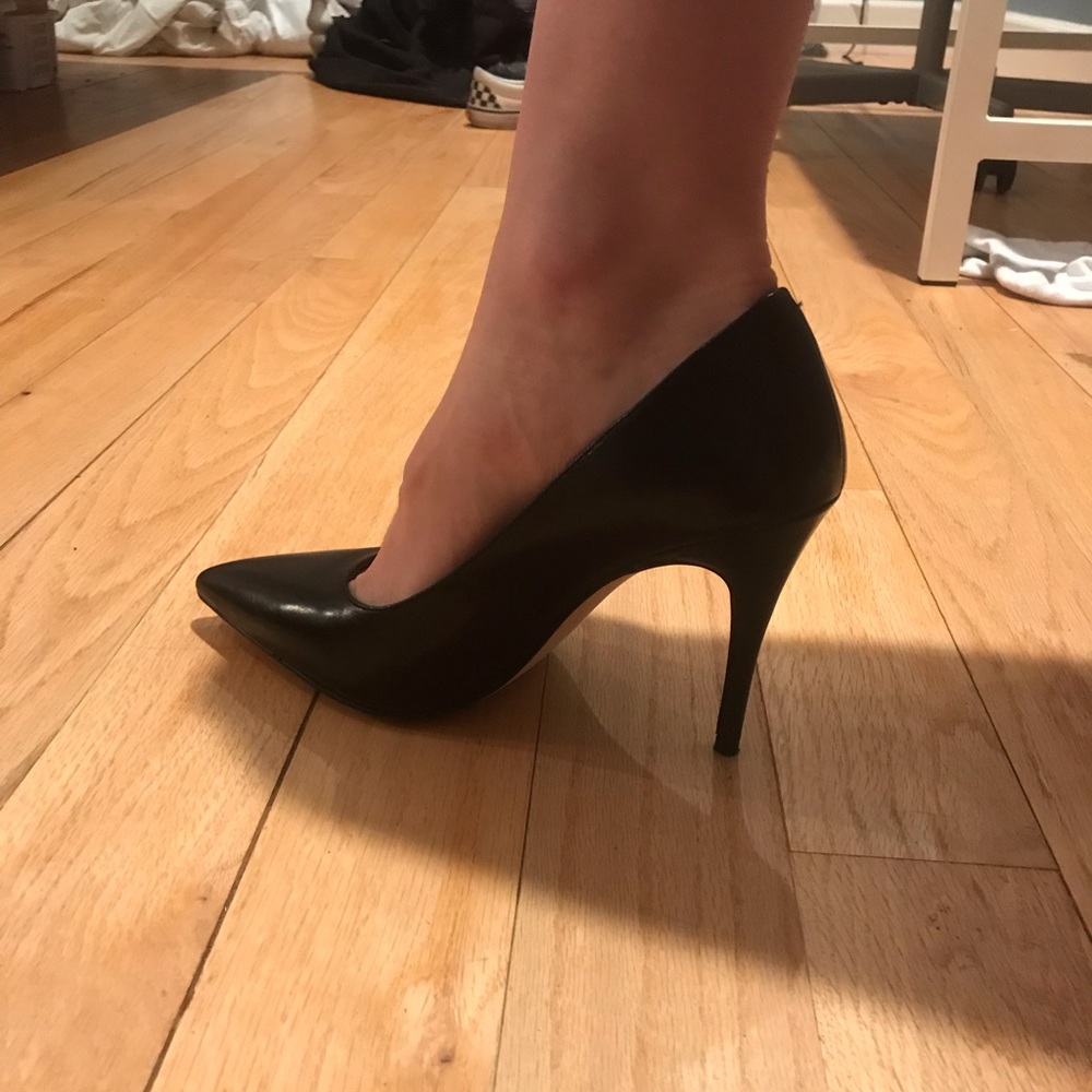 Bcbg black heels